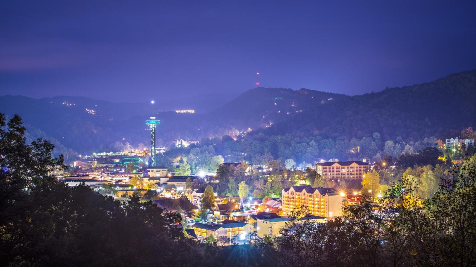 Key Lime Pie, Hot Tub,Wifi, 1089 Free Tickets Each Paid Day, Dollywood And More Gatlinburg Exterior foto