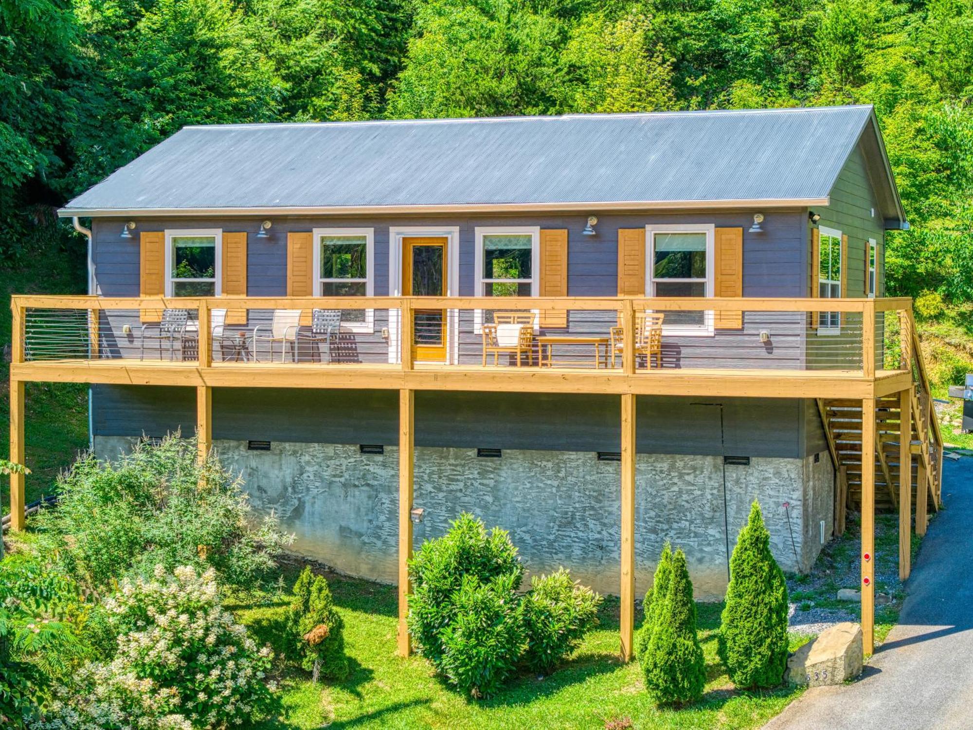 Key Lime Pie, Hot Tub,Wifi, 1089 Free Tickets Each Paid Day, Dollywood And More Gatlinburg Exterior foto